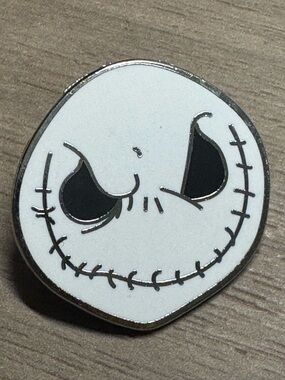 5/$25 Disney Nightmare Before‎ Christmas Jack Skellington Pin